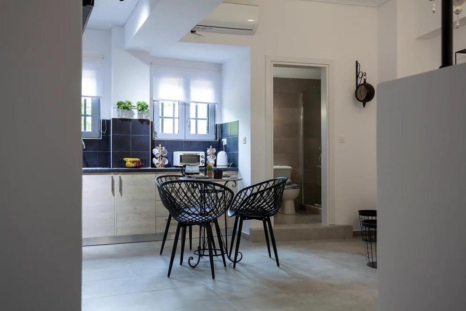 Ifaistos Luxury Flat Psyrri Square Apartment Athena Bagian luar foto